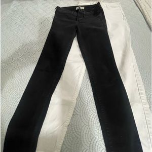 2 pair Hollister jeans! W25 L31